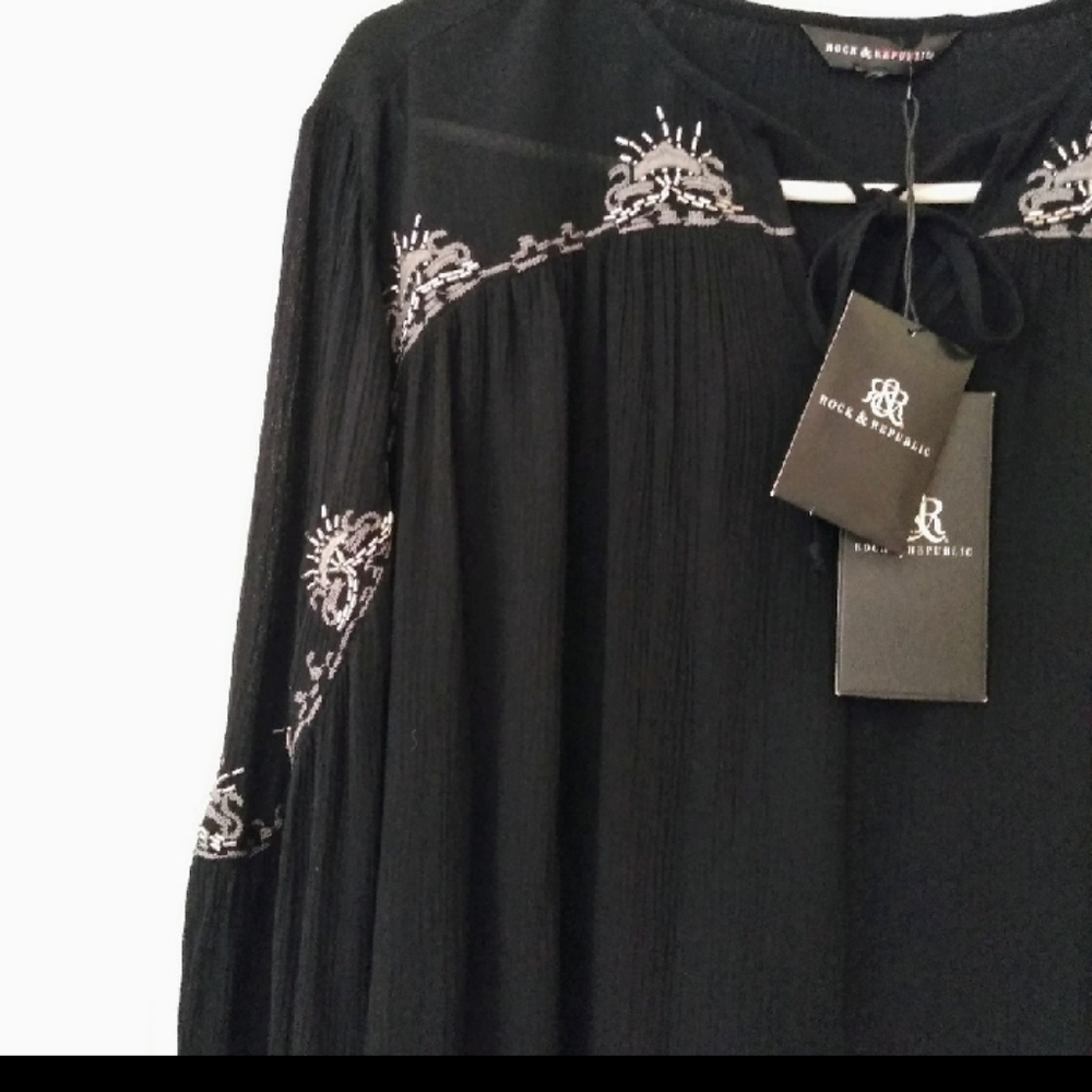 Rock & Republic Black Guaze Peasant Boho Top NWT